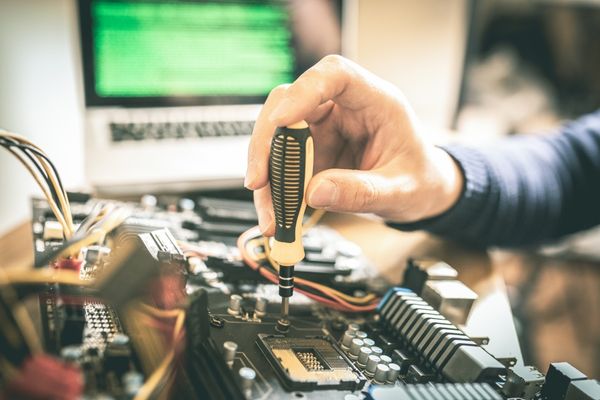 Top 5 Địa Chỉ Sửa Điện Thoại Uy Tín Tại Thái Bình